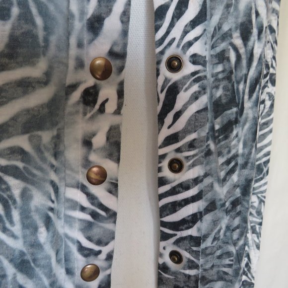 Mechant Zebra Motif Long Sleeves Button Up Collared Women’s Shirt XL - Picture 5 of 13